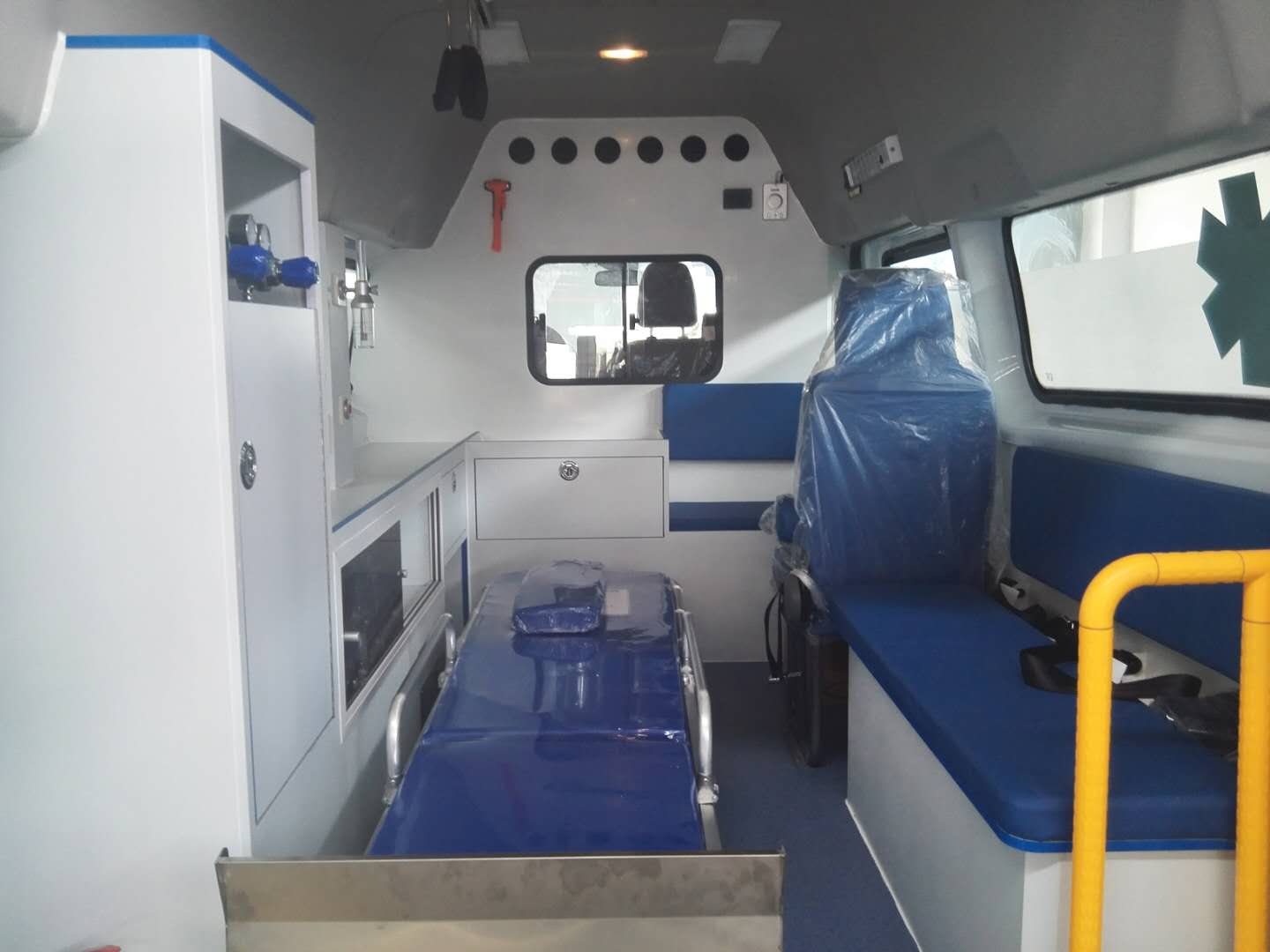 ���ظ�ѹ��������Ͱ�Ȼ���