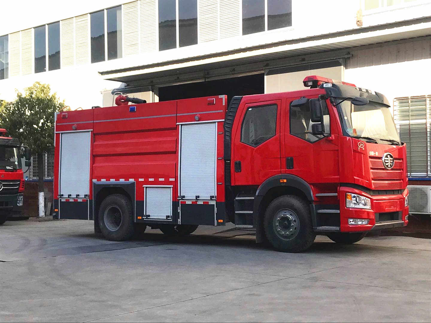 ���8������ˮ����ĭ������