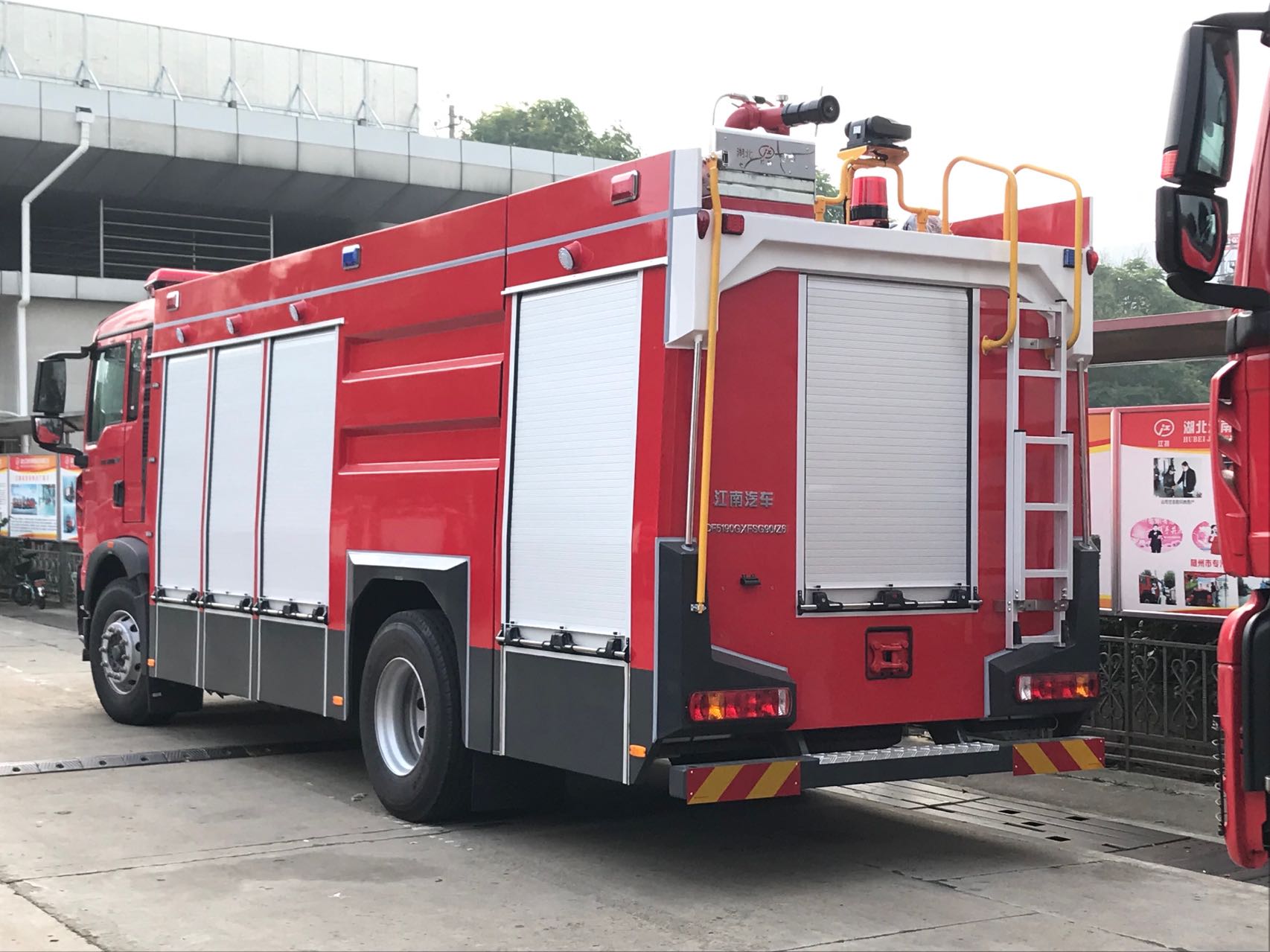 ����10��ˮ��������