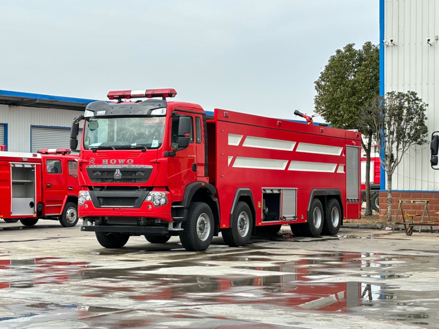 ����24�ָɷ���ĭ����������