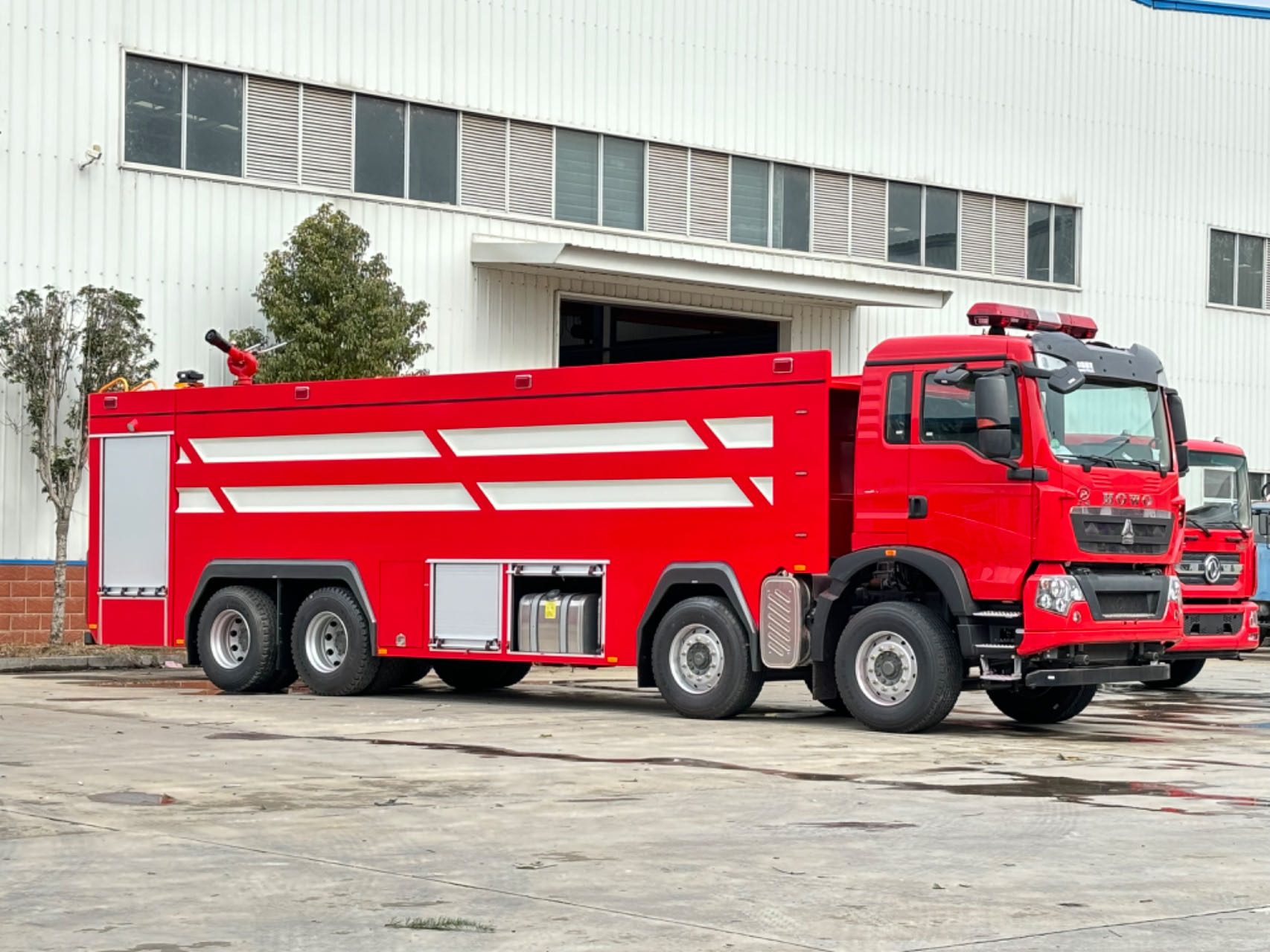 ����24�ָɷ���ĭ����������