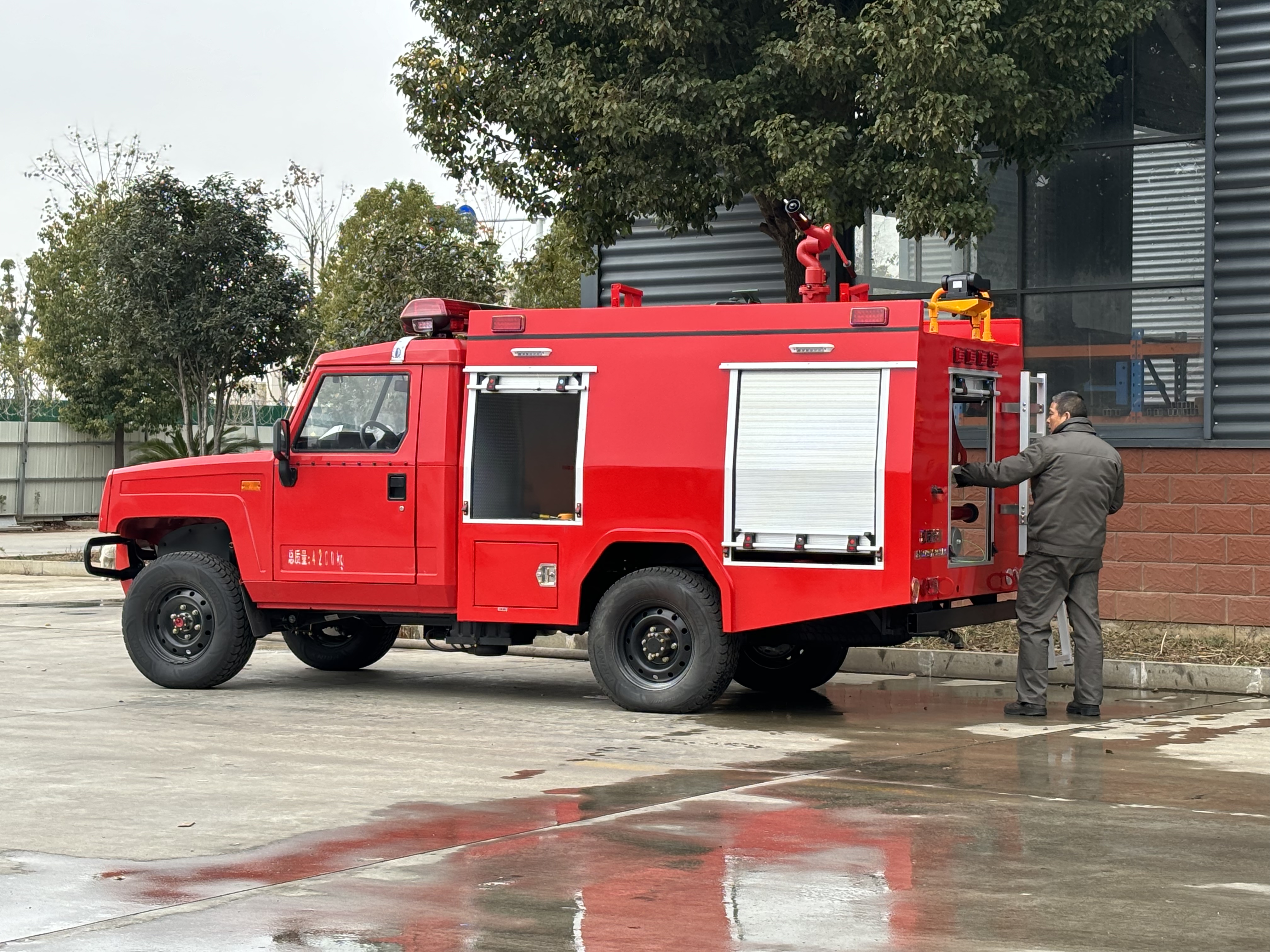 ������ѹԶ�̹�ˮ������